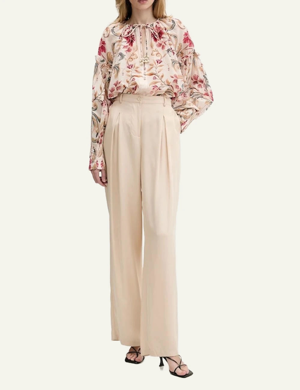FARM Rio Floral Blouse Cream Pink Full Look Front