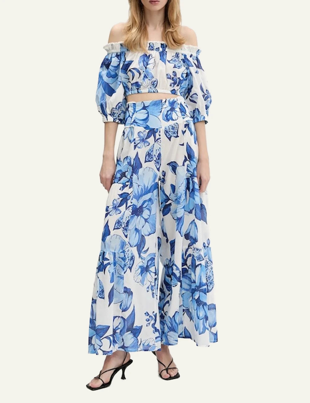 Farm Rio Blue Floral Skirt White Blue Fabric Close Up full 