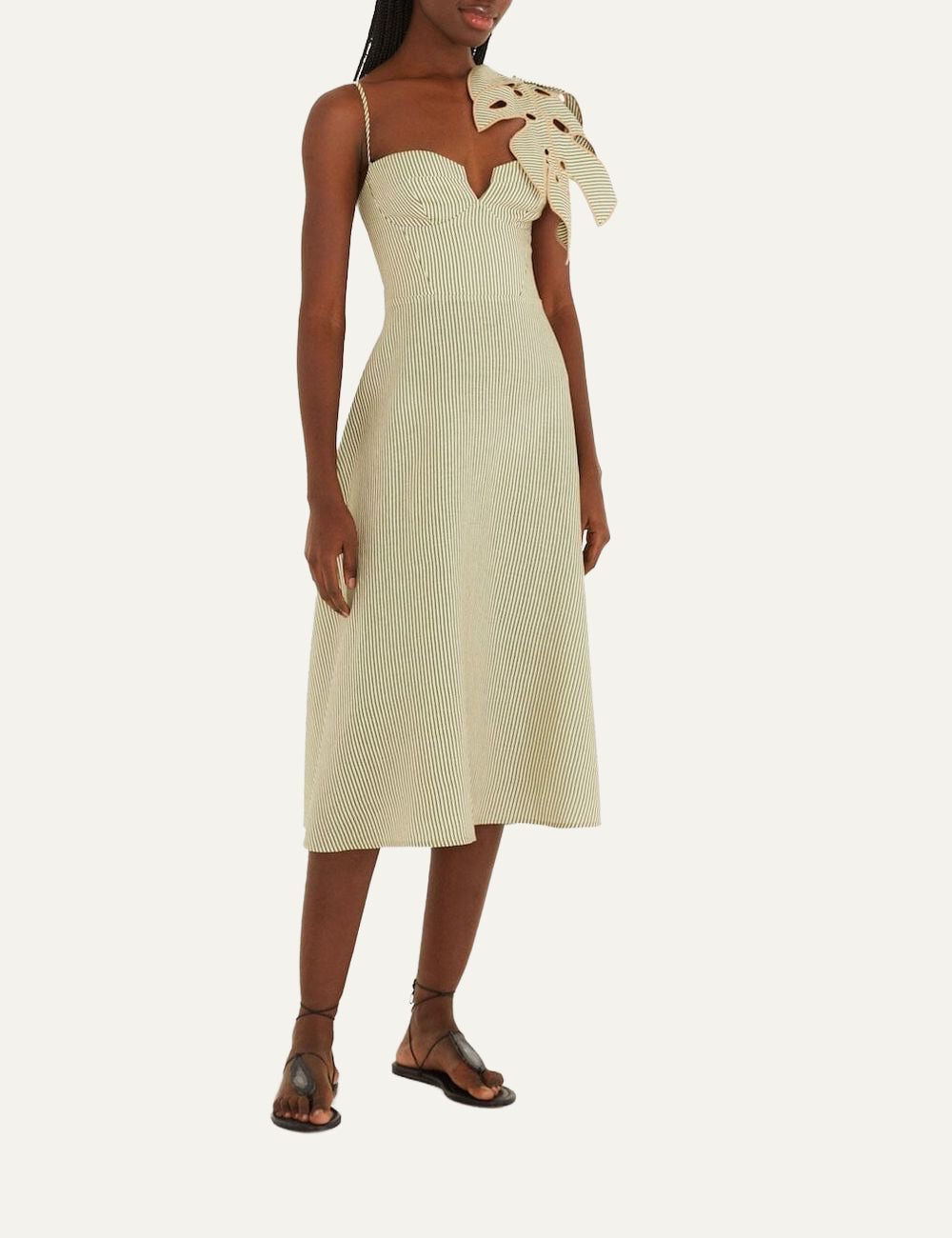 Γυναικείο midi φόρεμα green striped με λεπτές τιράντες και statement leaf detail στον ώμο