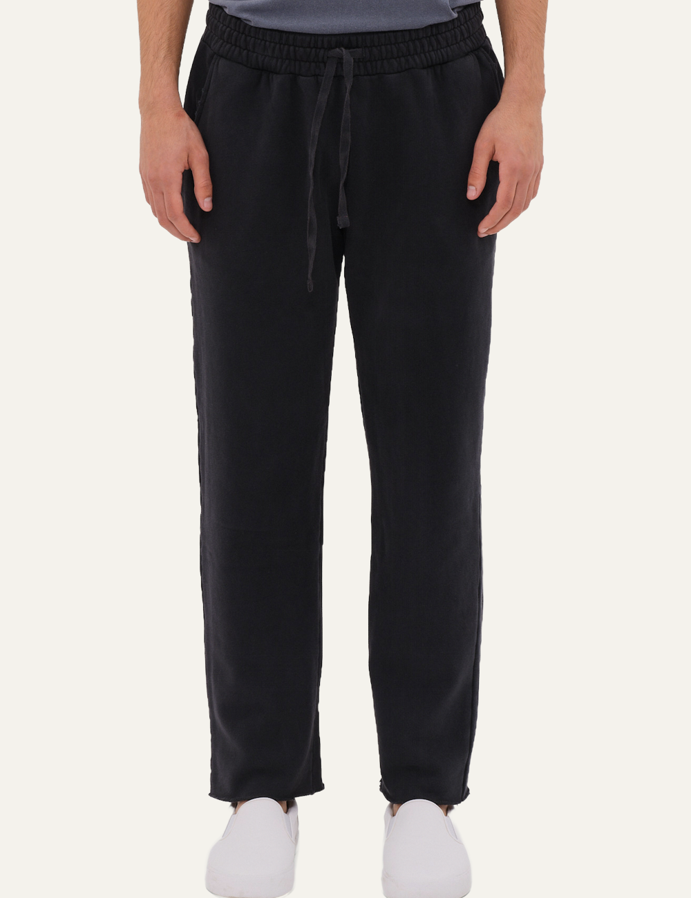 DIRTY LAUNDRY SWEATPANTS WITH DESTROYS