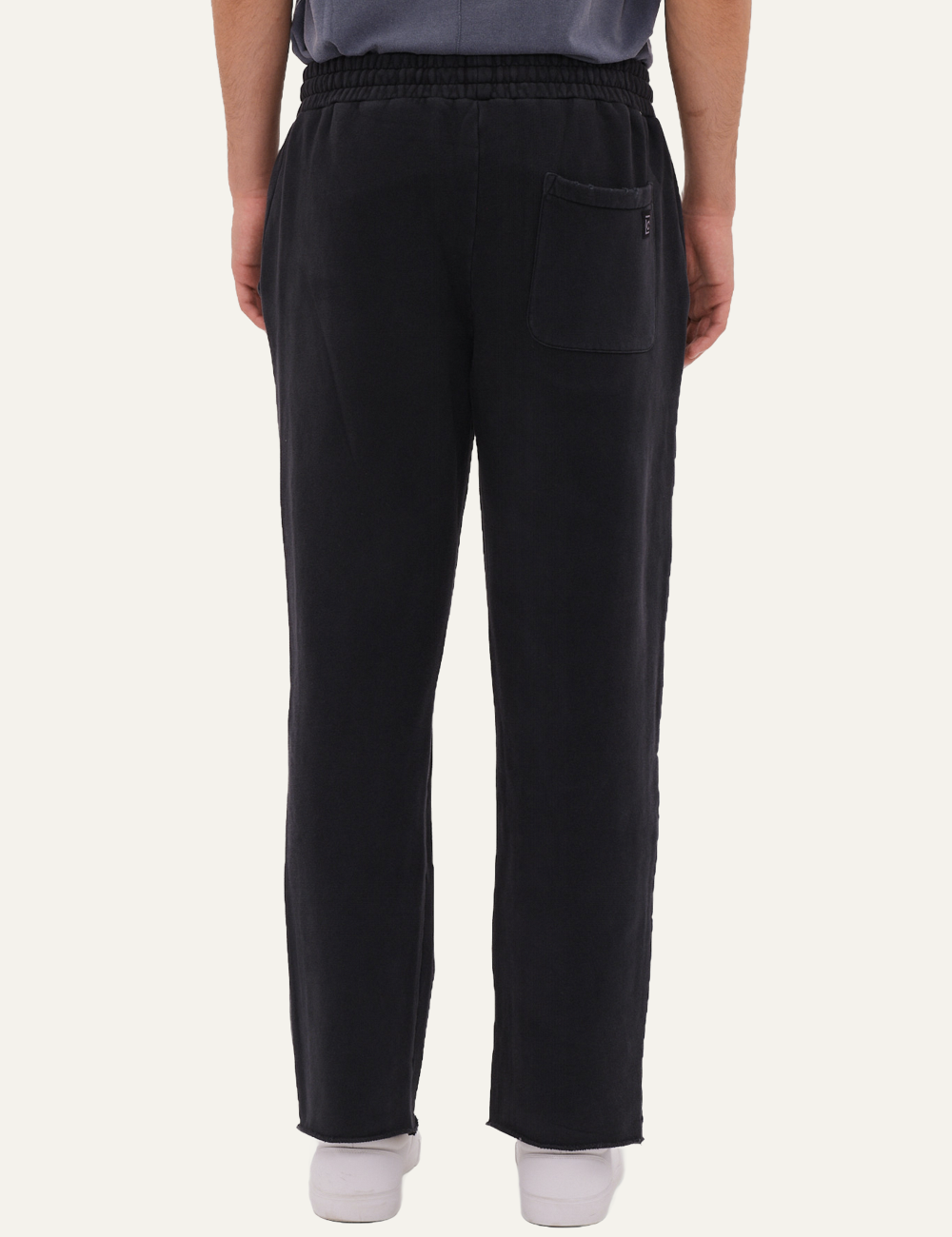 DIRTY LAUNDRY SWEATPANTS WITH DESTROYS