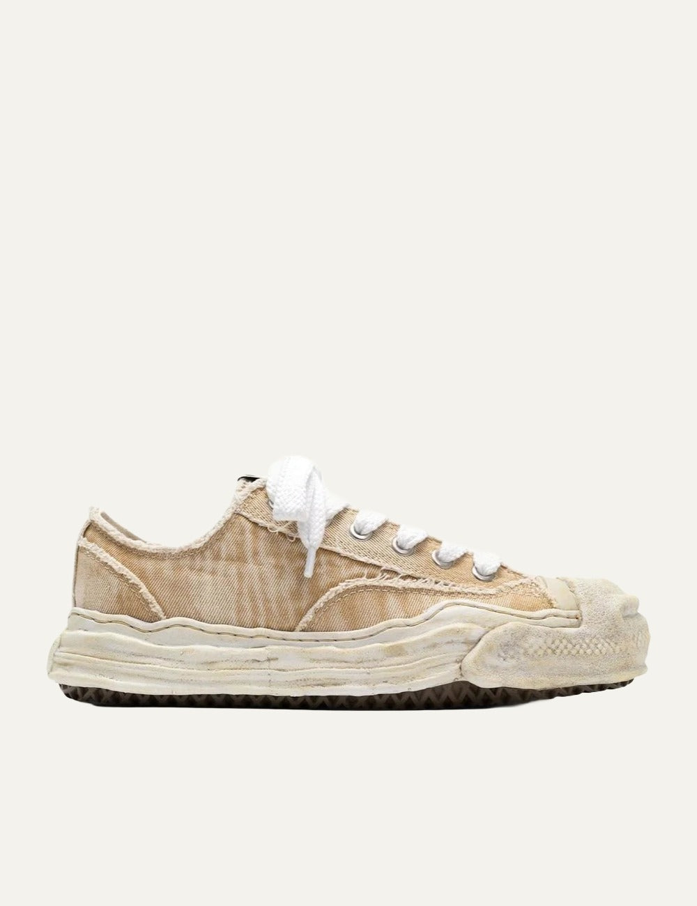 Maison Mihara Yasuhiro Hank denim canvas low-top sneaker bleach wash, side view με OG sculpted sole