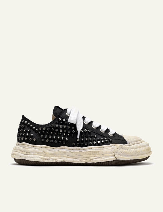 Maison Mihara Yasuhiro Peterson23 OG Sole studded sneaker black, canvas low-top με metal studs