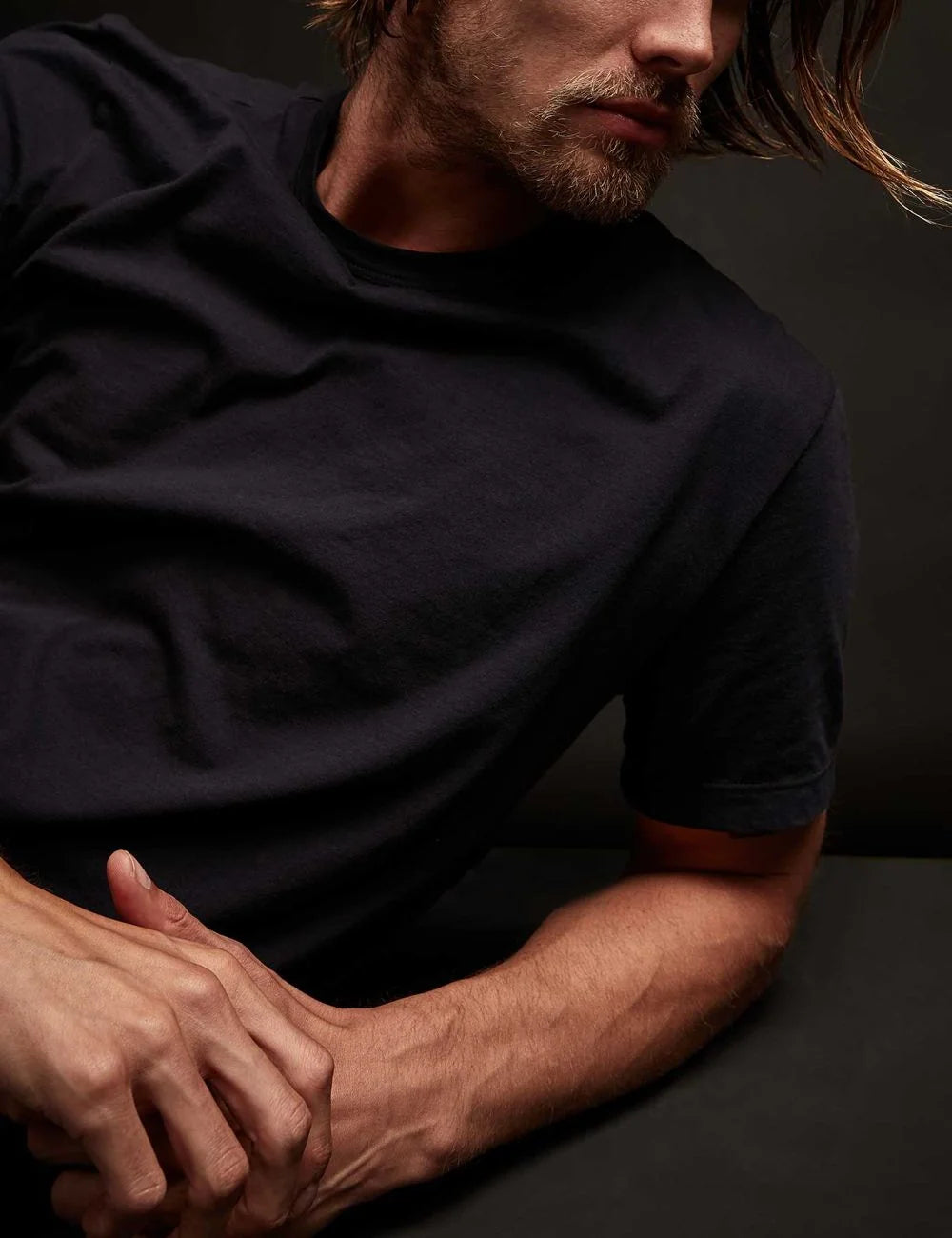 James Perse men’s blue t-shirt cotton jersey bound neck lifestyle shot