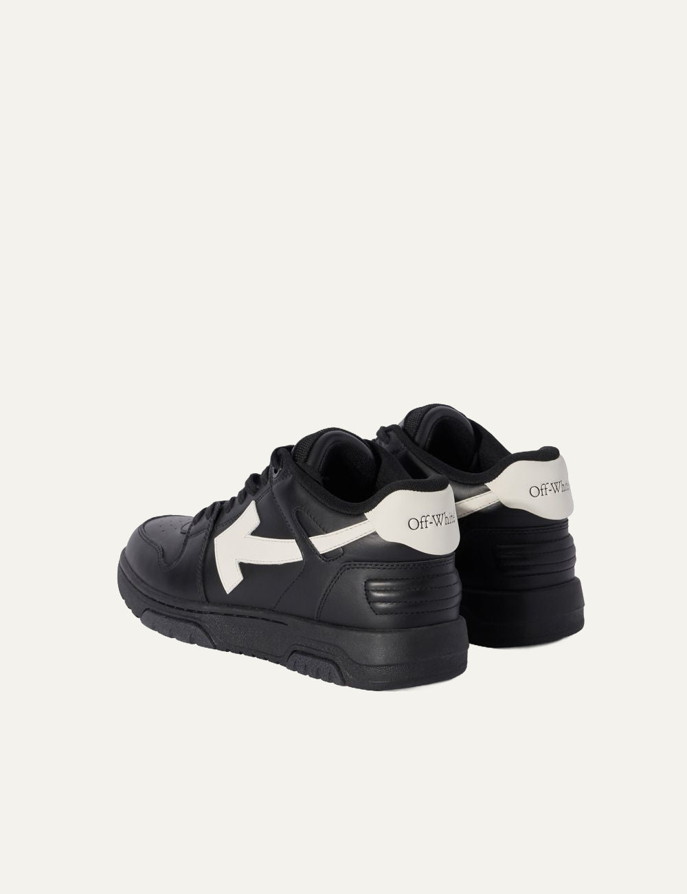 Back view Off-White ανδρικά sneakers black με branded heel counter