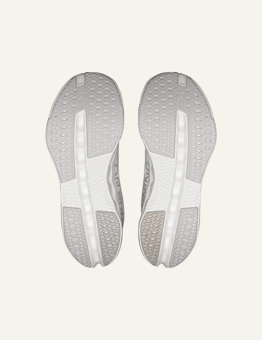 On Cloudcoast sneakers white outsole detail