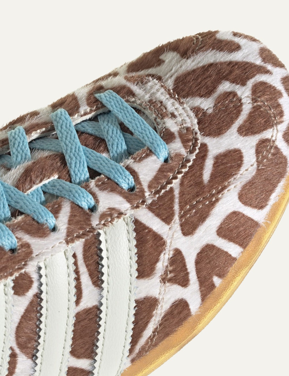 Adidas Gazelle Lo Pro women sneakers giraffe print crystal linen ivory gum close up view