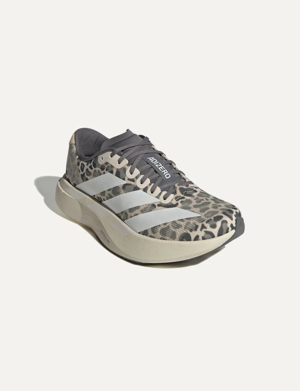 Adidas Adizero EVO SL sneaker beige me white stripes angled view