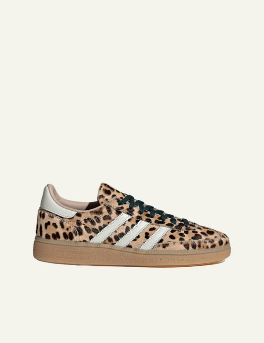 Adidas Handball Spezial sneakers leopard print Magic Beige me ivory stripes side view