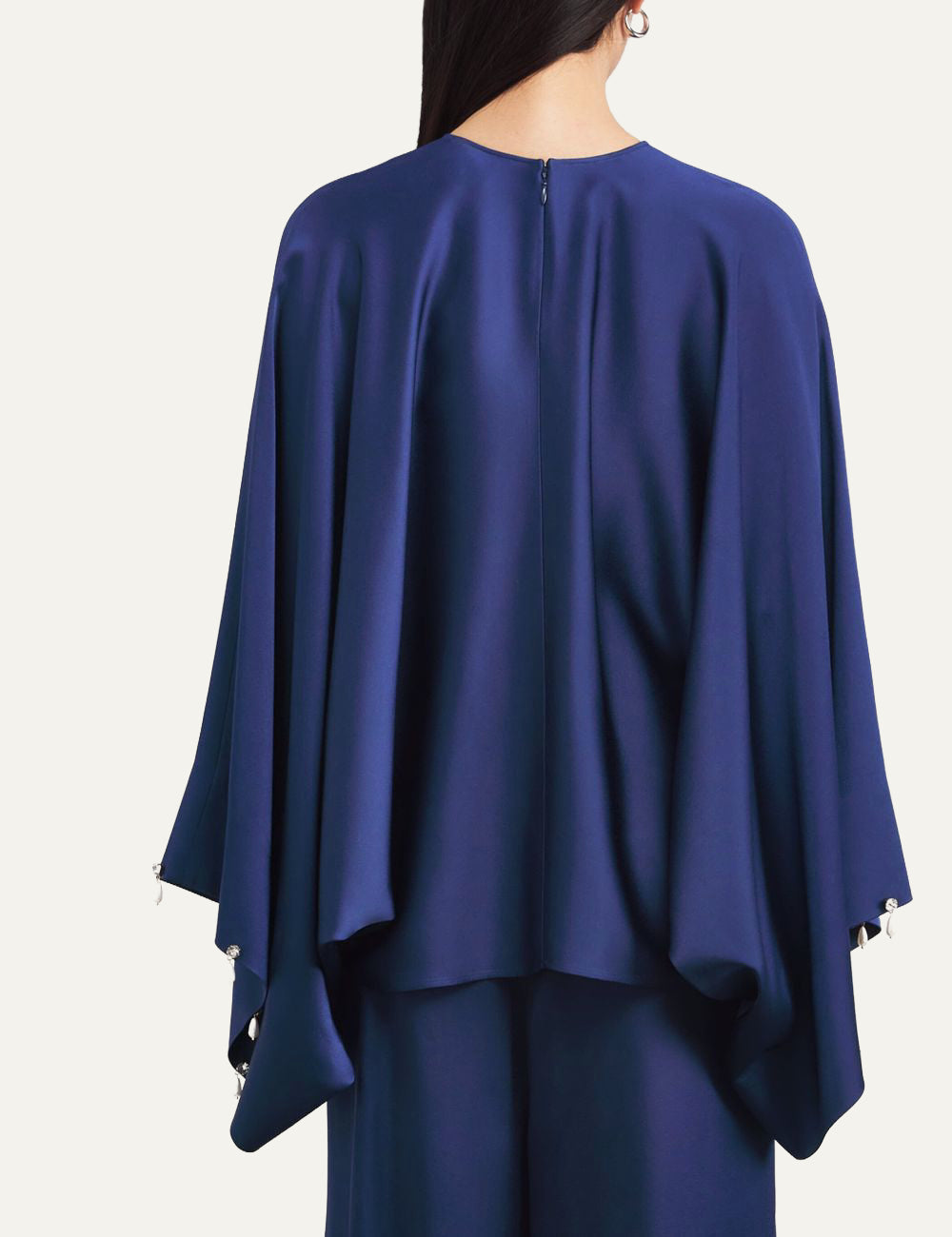 Stella McCartney blue satin blouse back view με κλείσιμο φερμουάρ