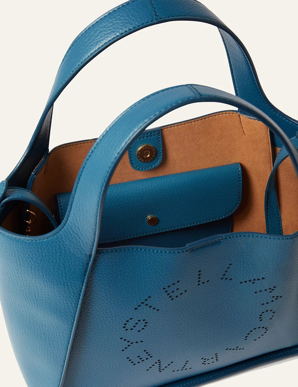 Stella McCartney tote bag interior view με suede lining και internal pouch