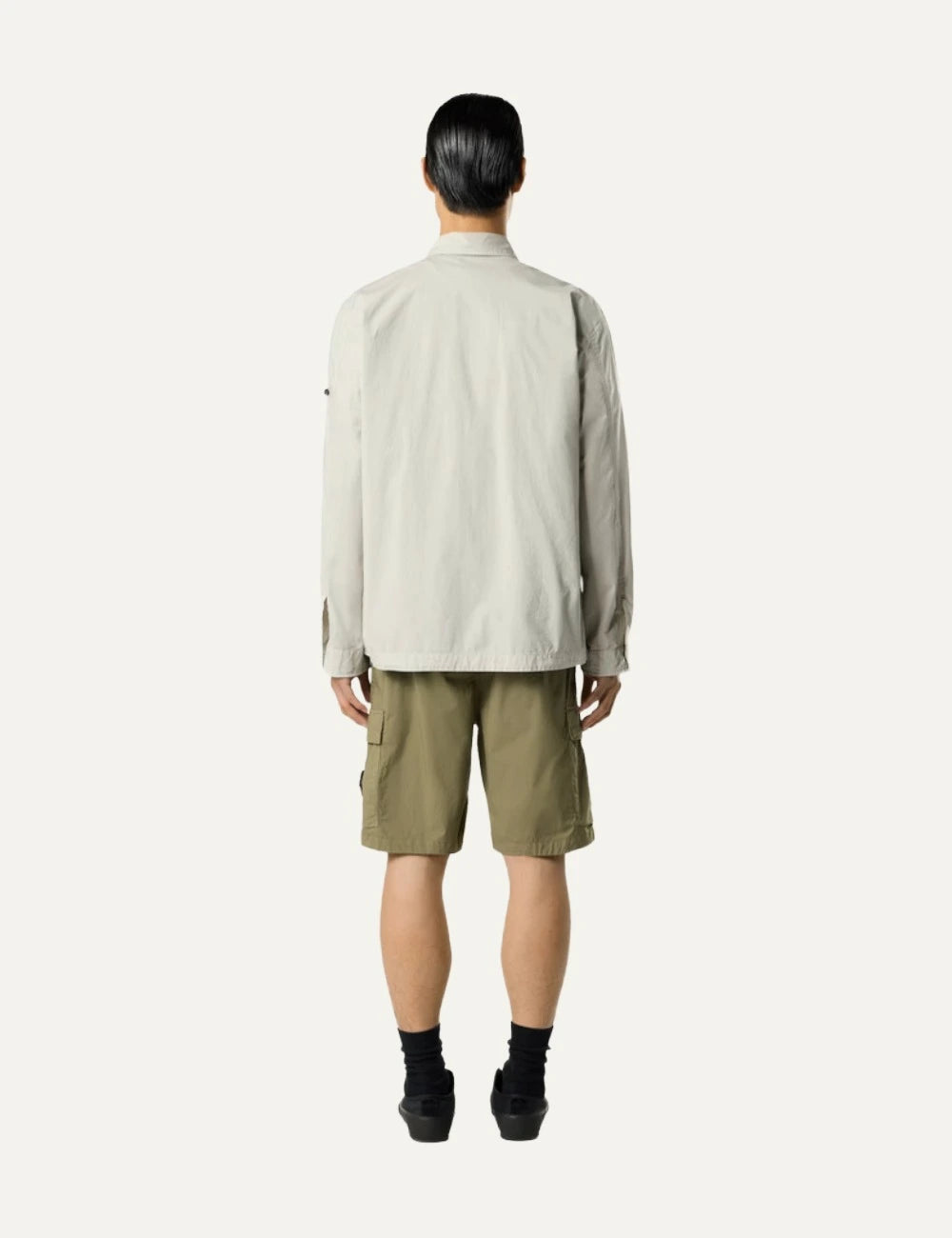 Stone Island L100020 cargo bermuda military green back view