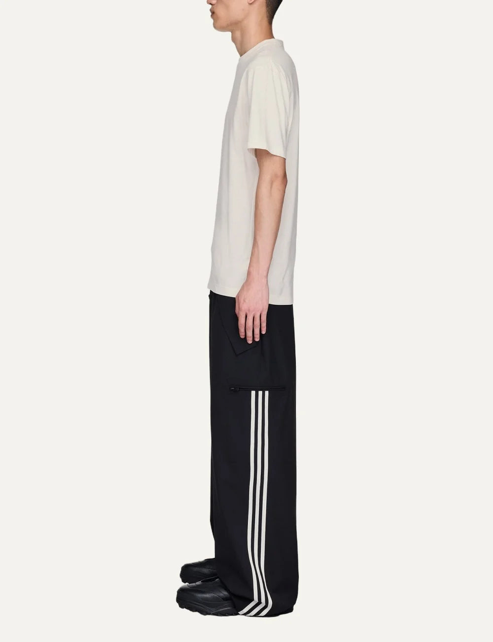 Y-3 men's chalk white cotton short sleeve T-shirt with logo side