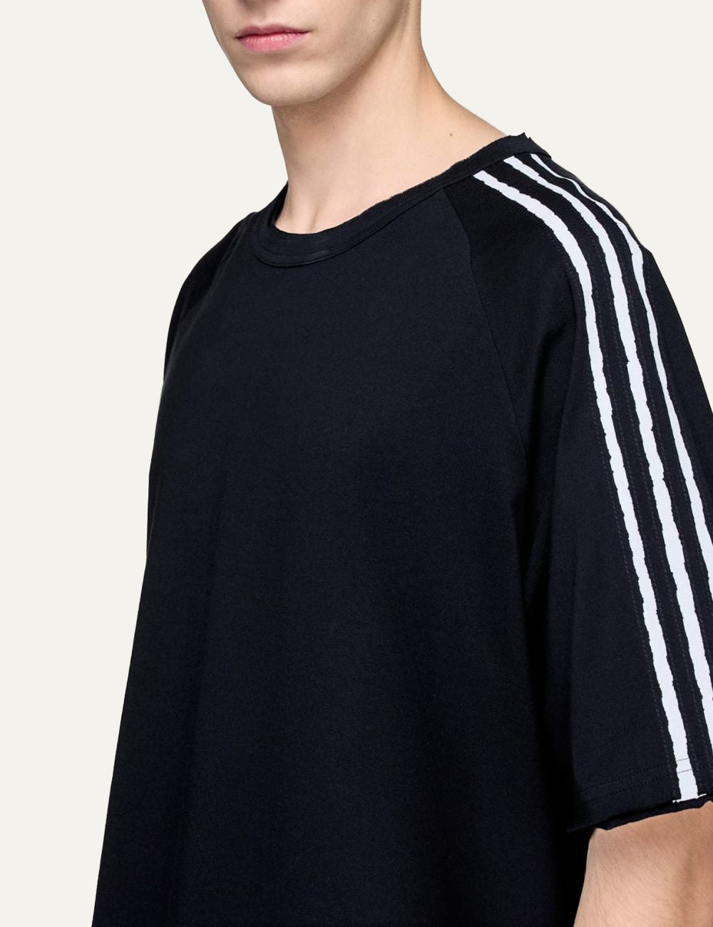 Y-3 black t-shirt side view three stripes sleeve