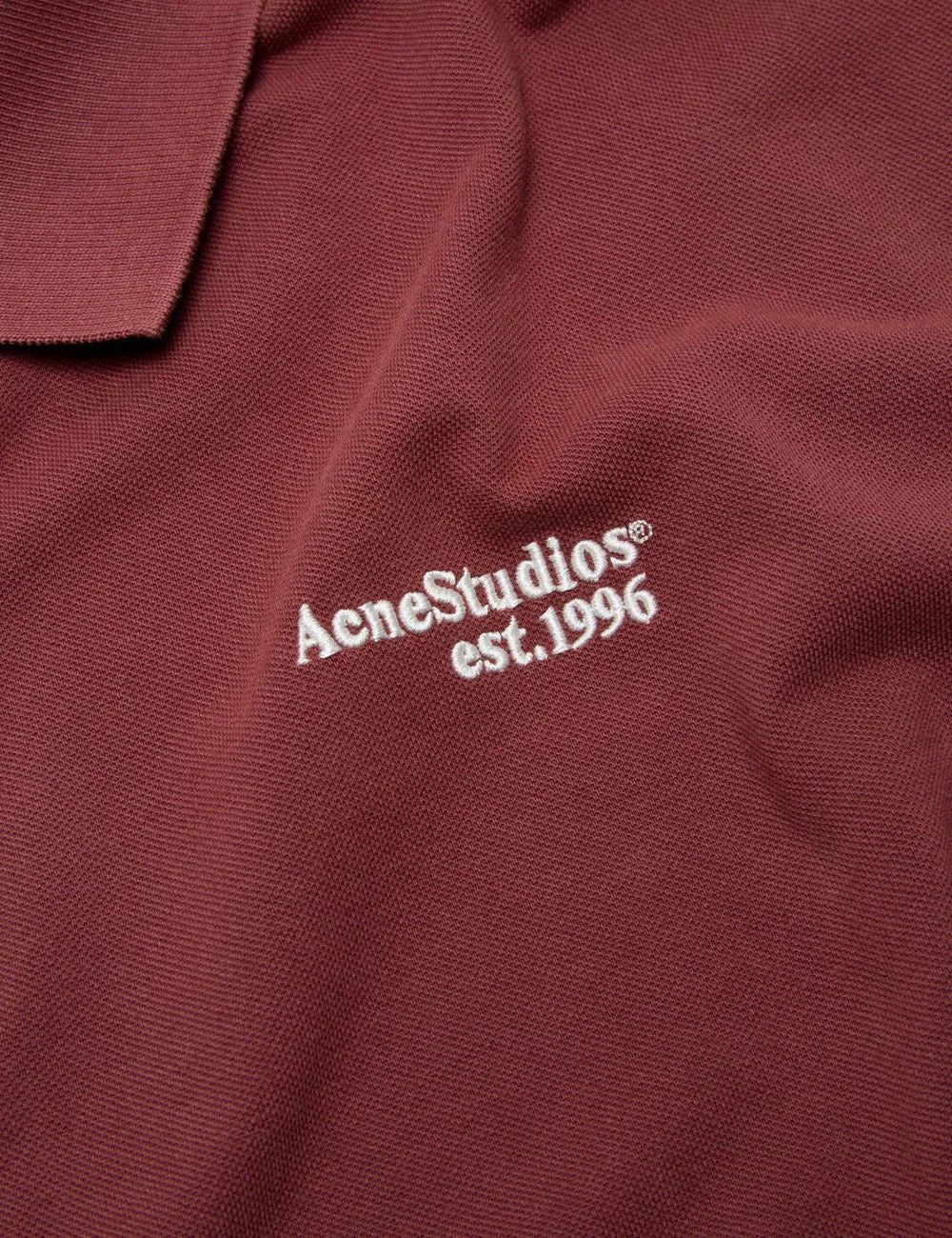 Acne Studios polo t-shirt burgundy organic cotton relaxed fit front detail view