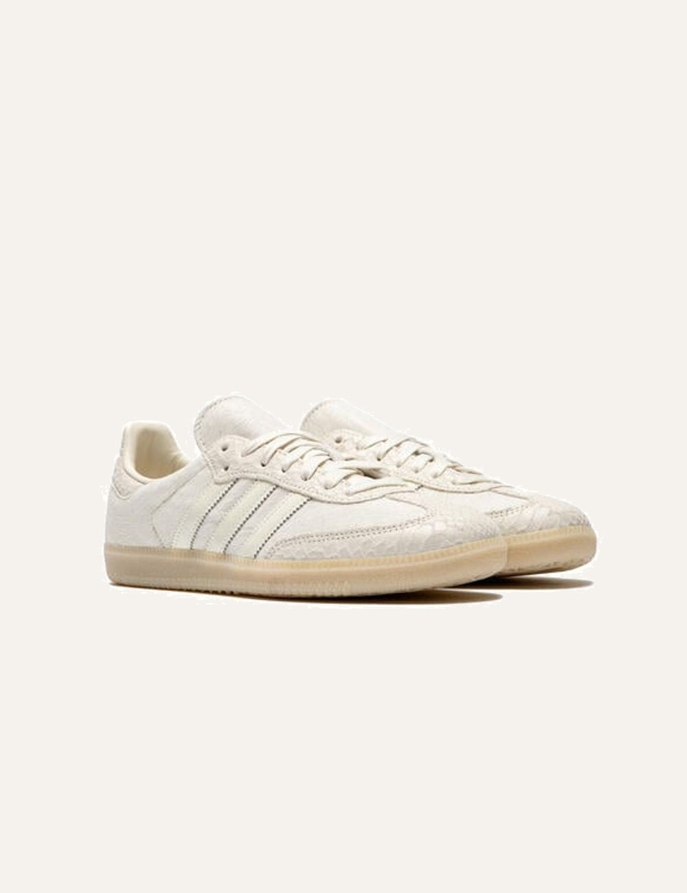 pair Adidas Samba OG Sneakers Off White front angle
