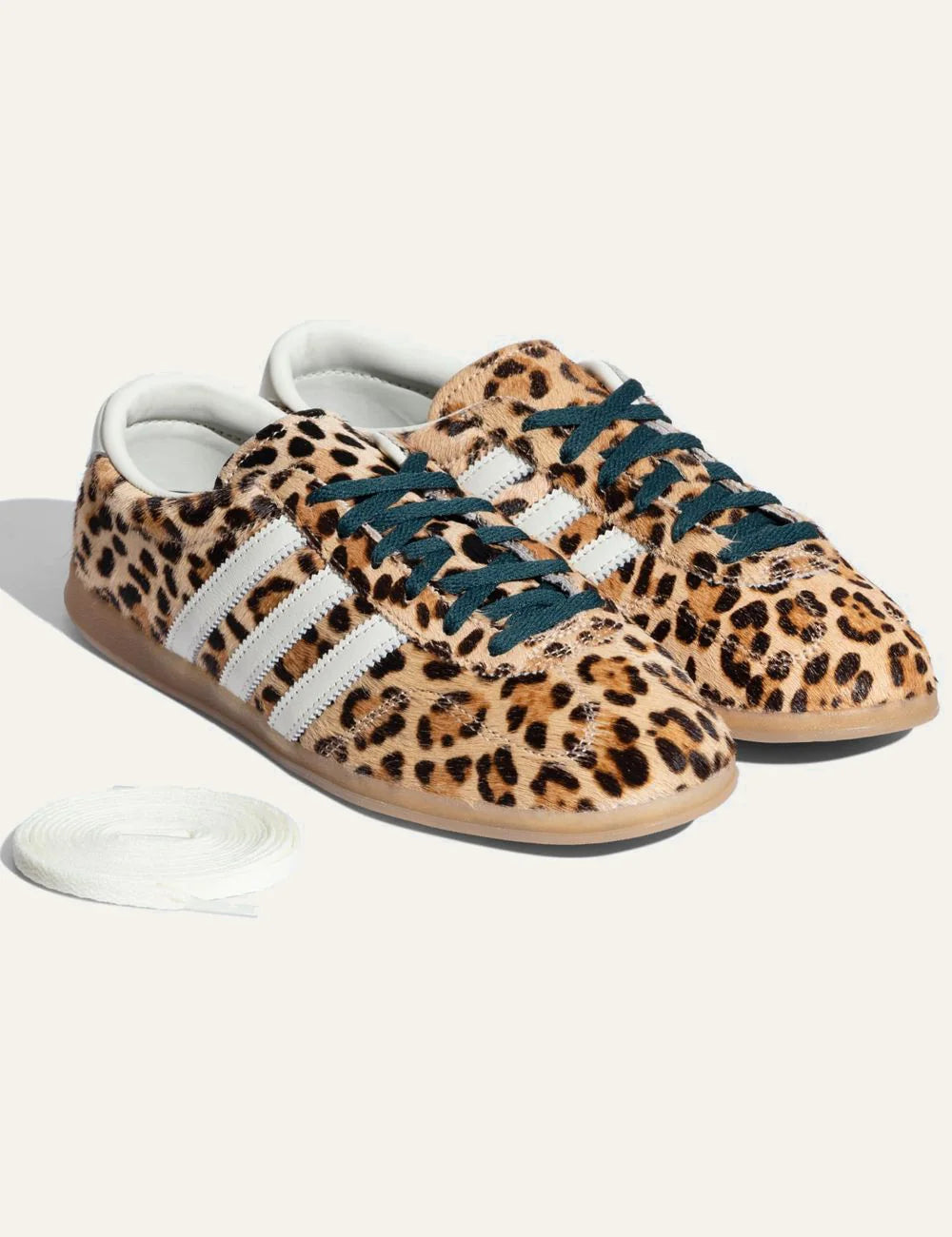adidas Gazelle Lo Pro sneaker gum pair front anglew view