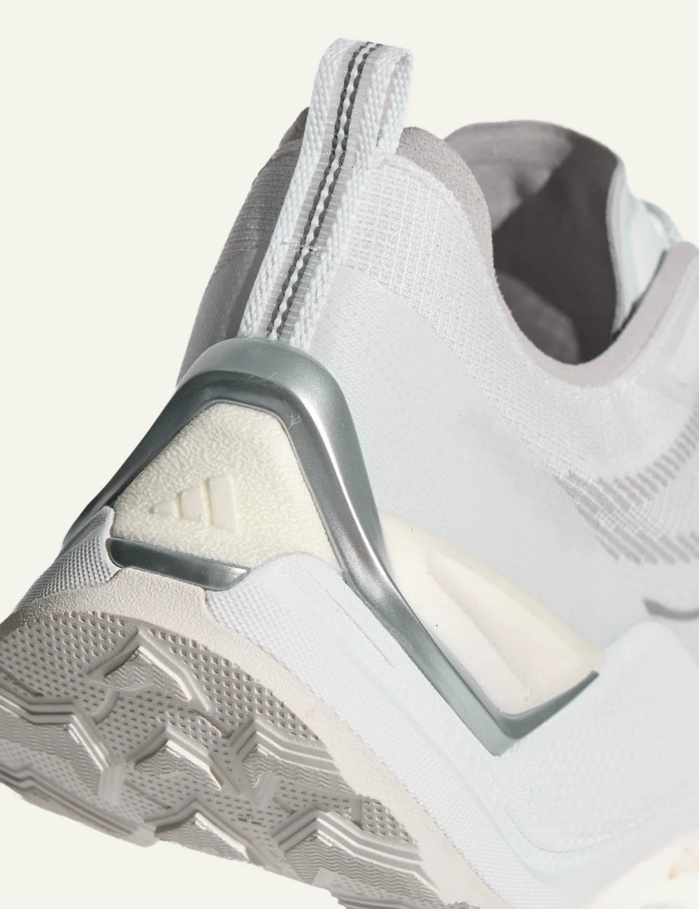 Men's adidas Originals Holo Peak sneakers in white, light grey and silver back
