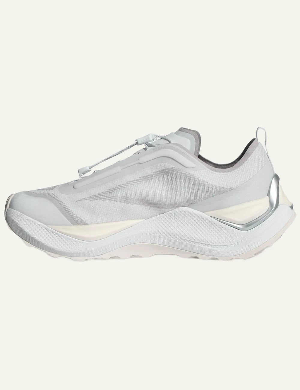 Men's adidas Originals Holo Peak sneakers in white, light grey and silver profile