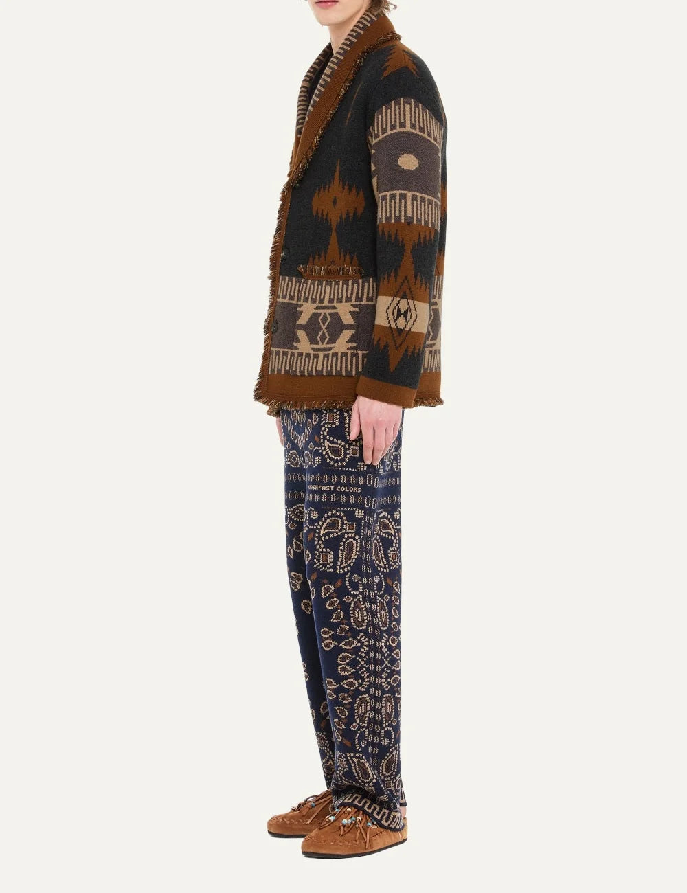 Alanui men Icon dark grey cashmere cardigan with brown beige jacquard pattern and fringed edges side