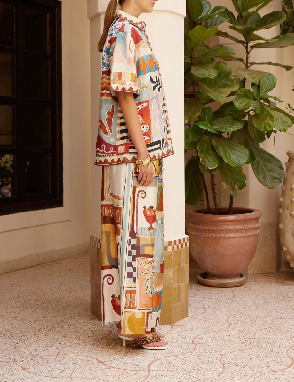 Alemais Michelle shirt relaxed silhouette European linen – side view on model