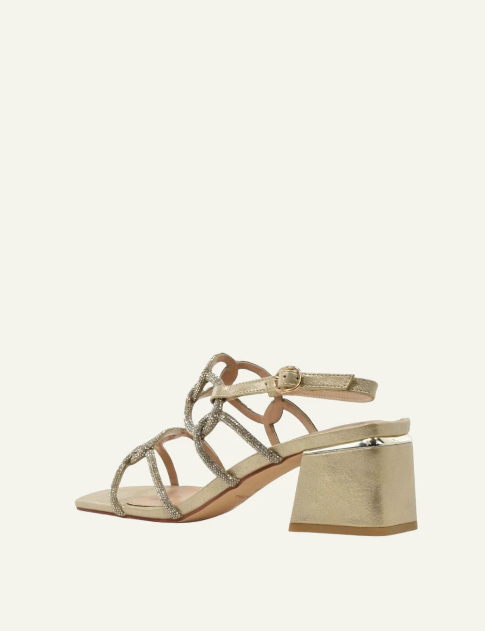 ALMA EN PENA SARA GOLD Simple Caracters alma-en-pena-sara-gold-simple-caracters