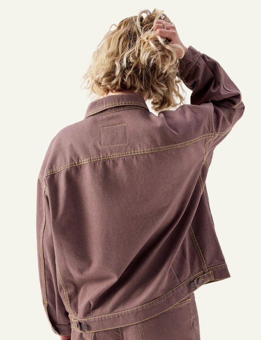 American Vintage Grezbay jacket brown denim button back chest pockets contrast stitching