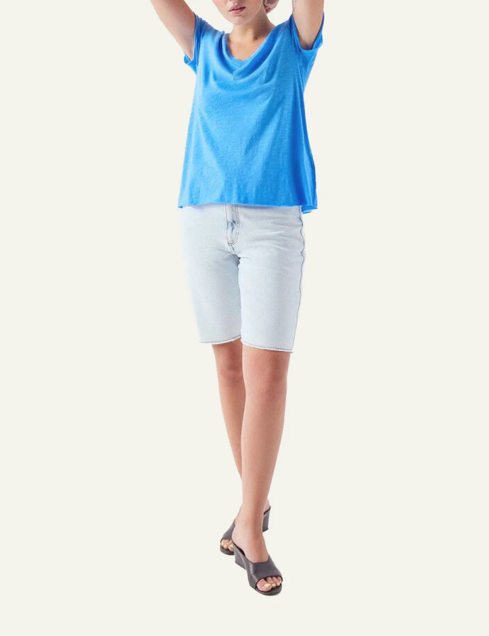 American Vintage t-shirt blue v-neck short sleeve front full body view