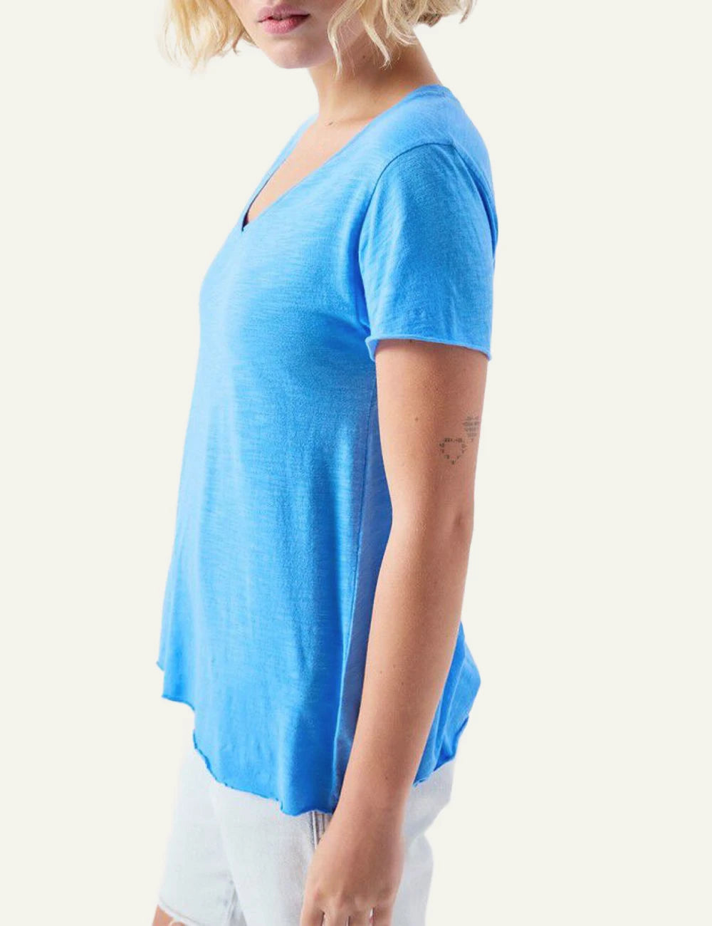 American Vintage t-shirt blue v-neck short sleeve side view