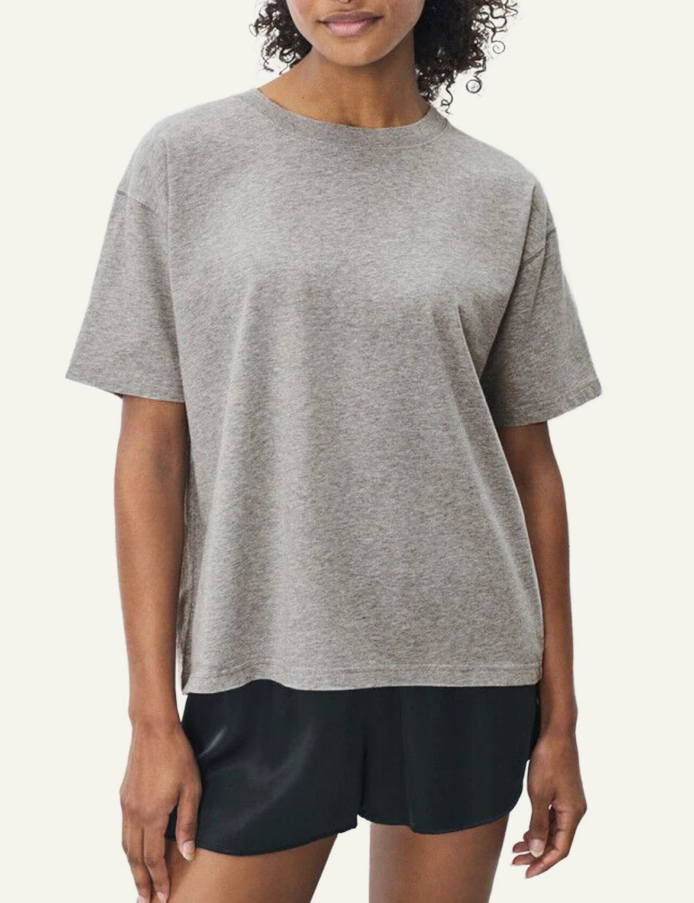 american vintage t-shirt grey crew neck short sleeve front model view