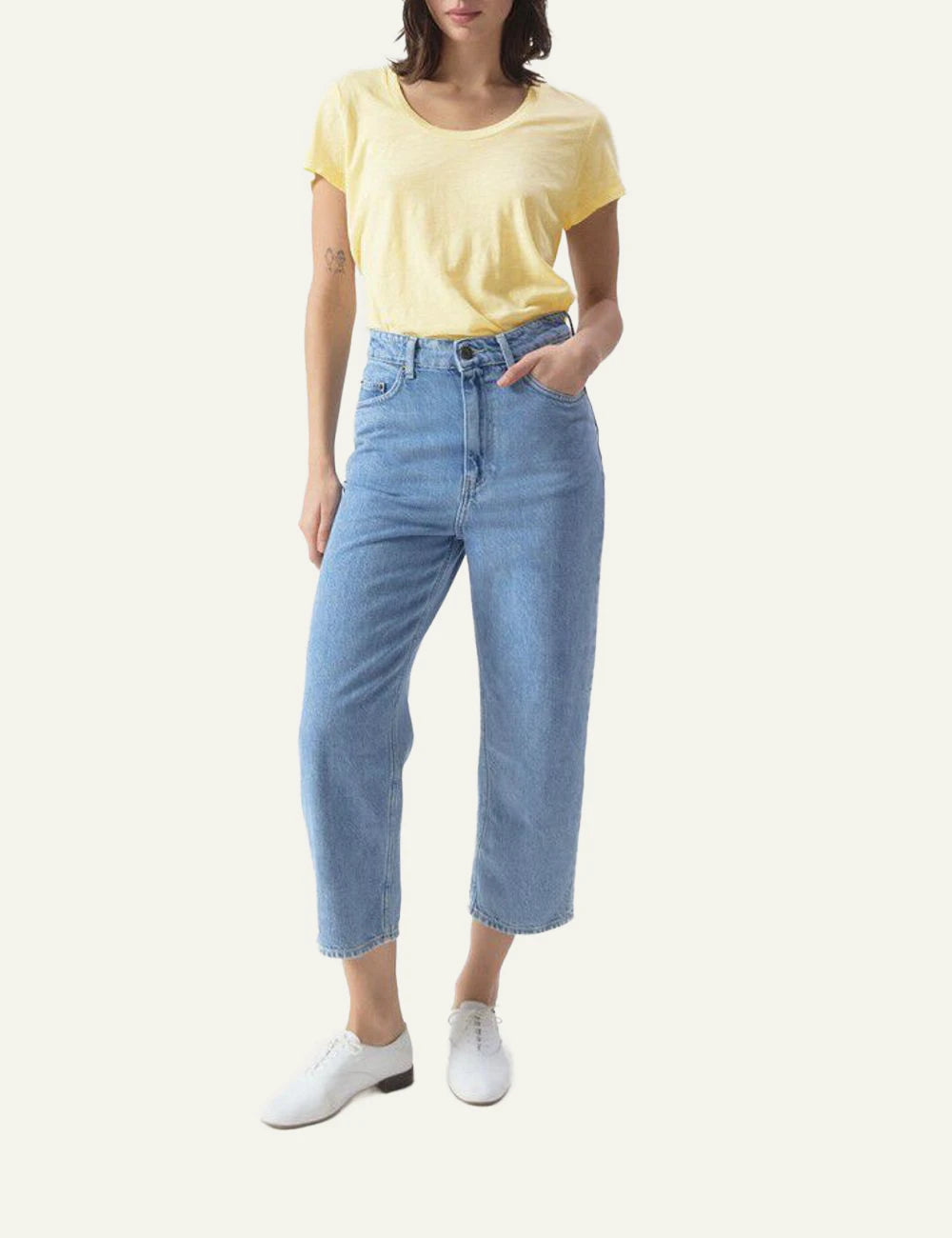 American Vintage t-shirt light yellow scoop neck short sleeve front full body view