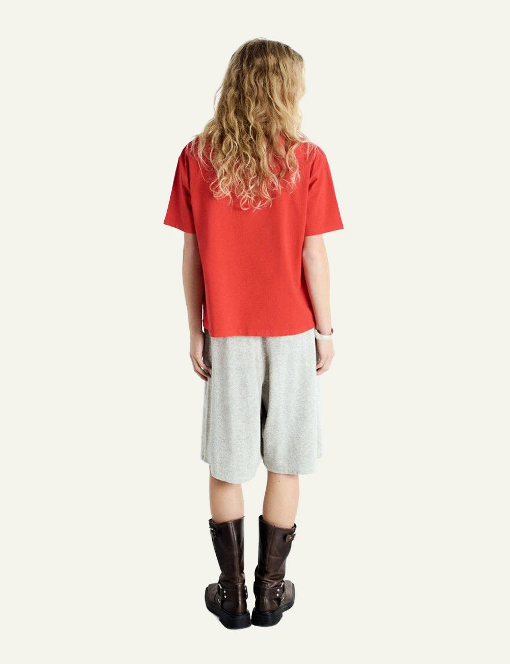 american vintage t-shirt red crew neck short sleeve back view