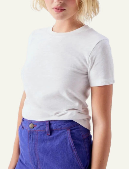 american vintage white t-shirt slim fit crewneck worn front model view