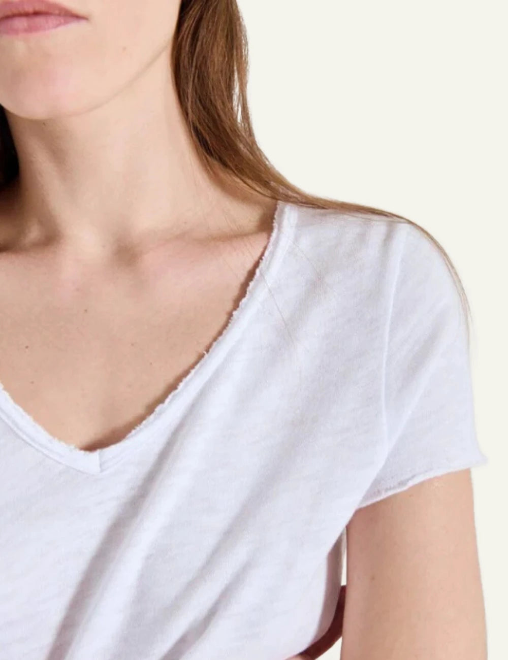 american vintage white v-neck t-shirt short sleeve front detail view