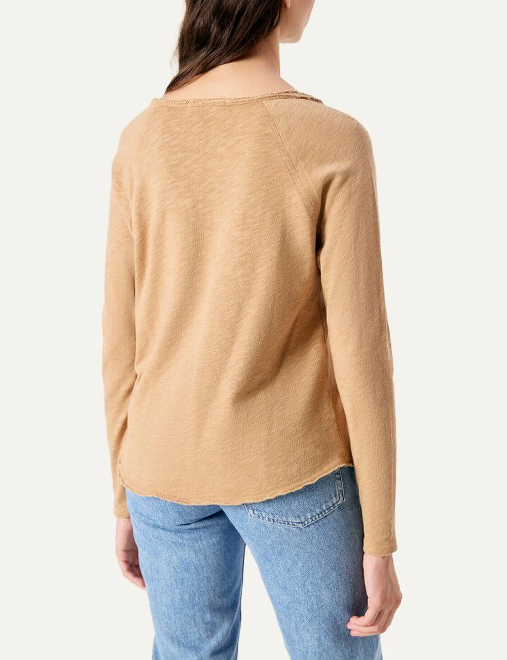 American Vintage women's beige cotton long sleeve t-shirt back