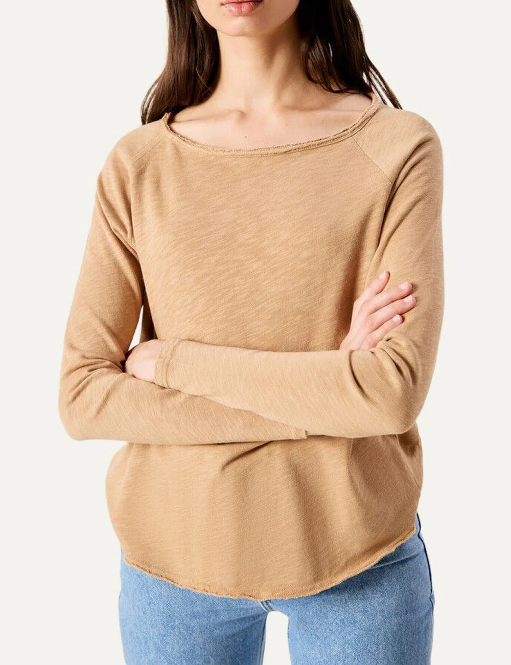 American Vintage women's beige cotton long sleeve t-shirt model