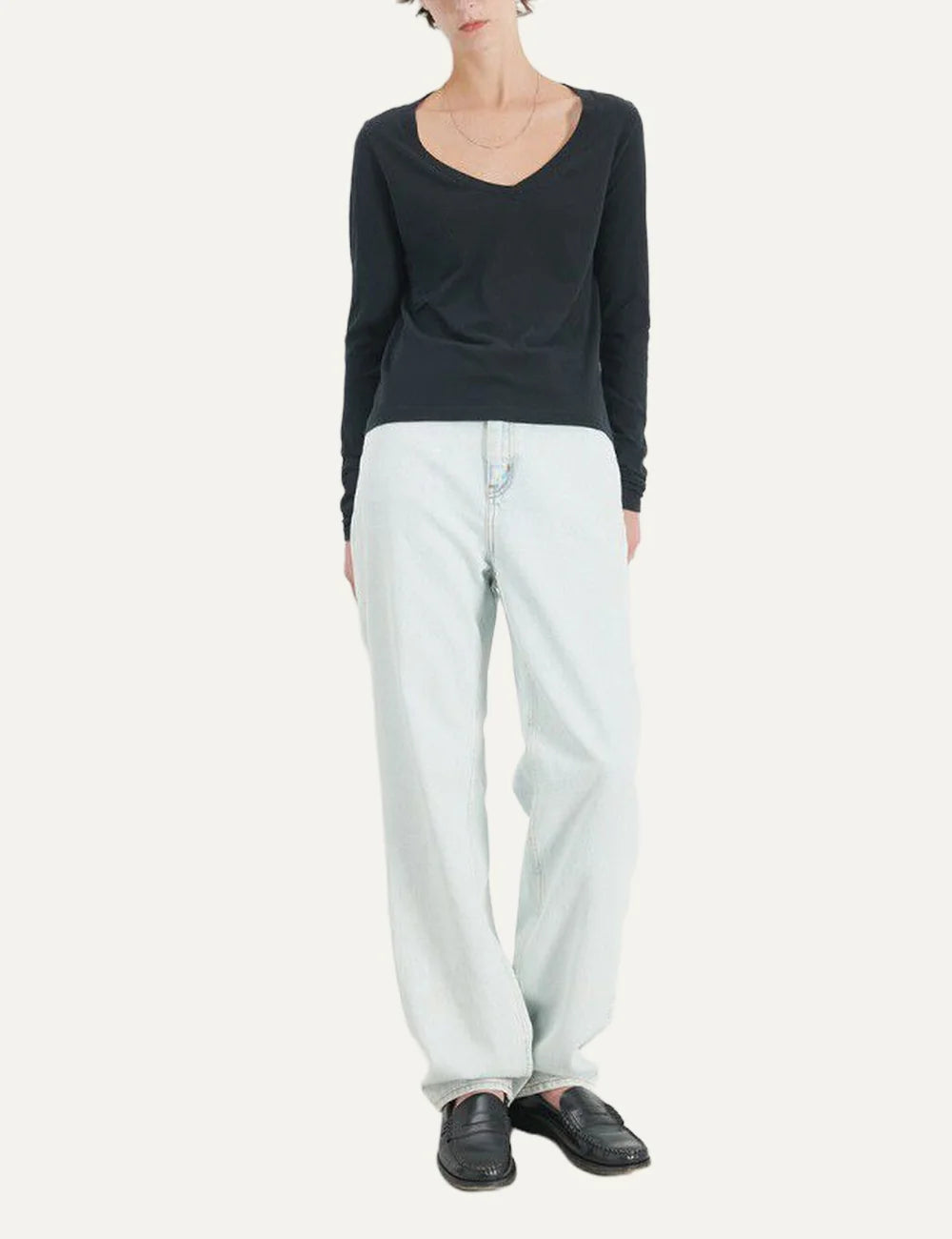 American Vintage women's black cotton long sleeve V-neck T-shirt full body