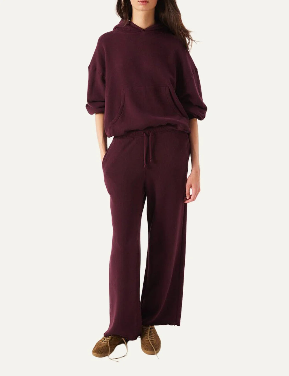 American Vintage women's burgundy loose fit cotton joggers full body