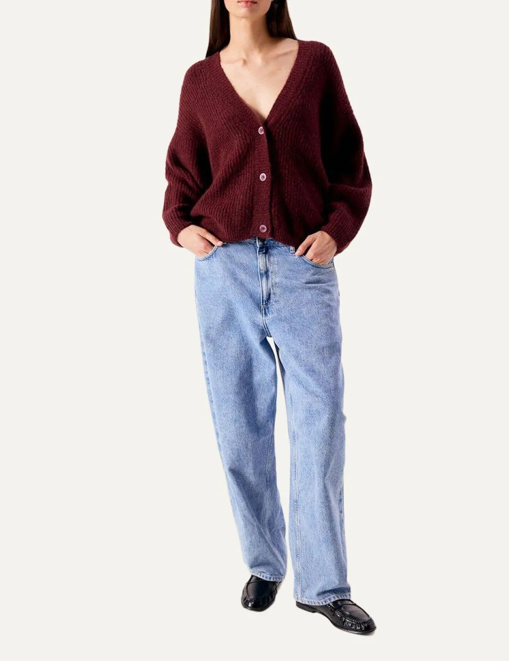 American Vintage women's burgundy melange knit cardigan with V-neck and buttons full body