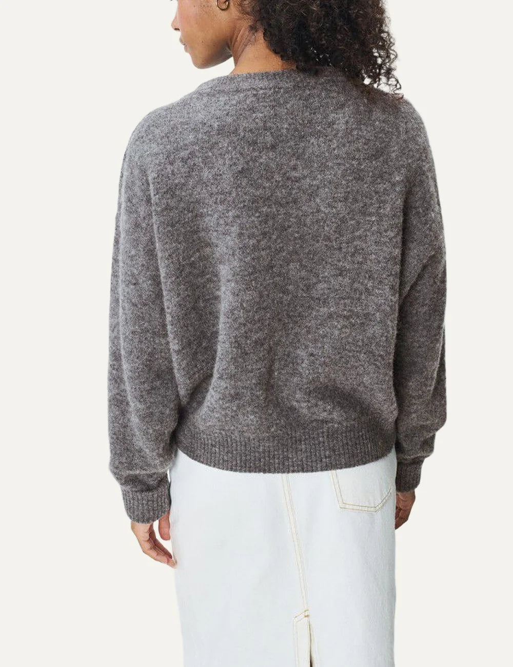 American Vintage women's grey wool alpaca fluffy knit jumper back