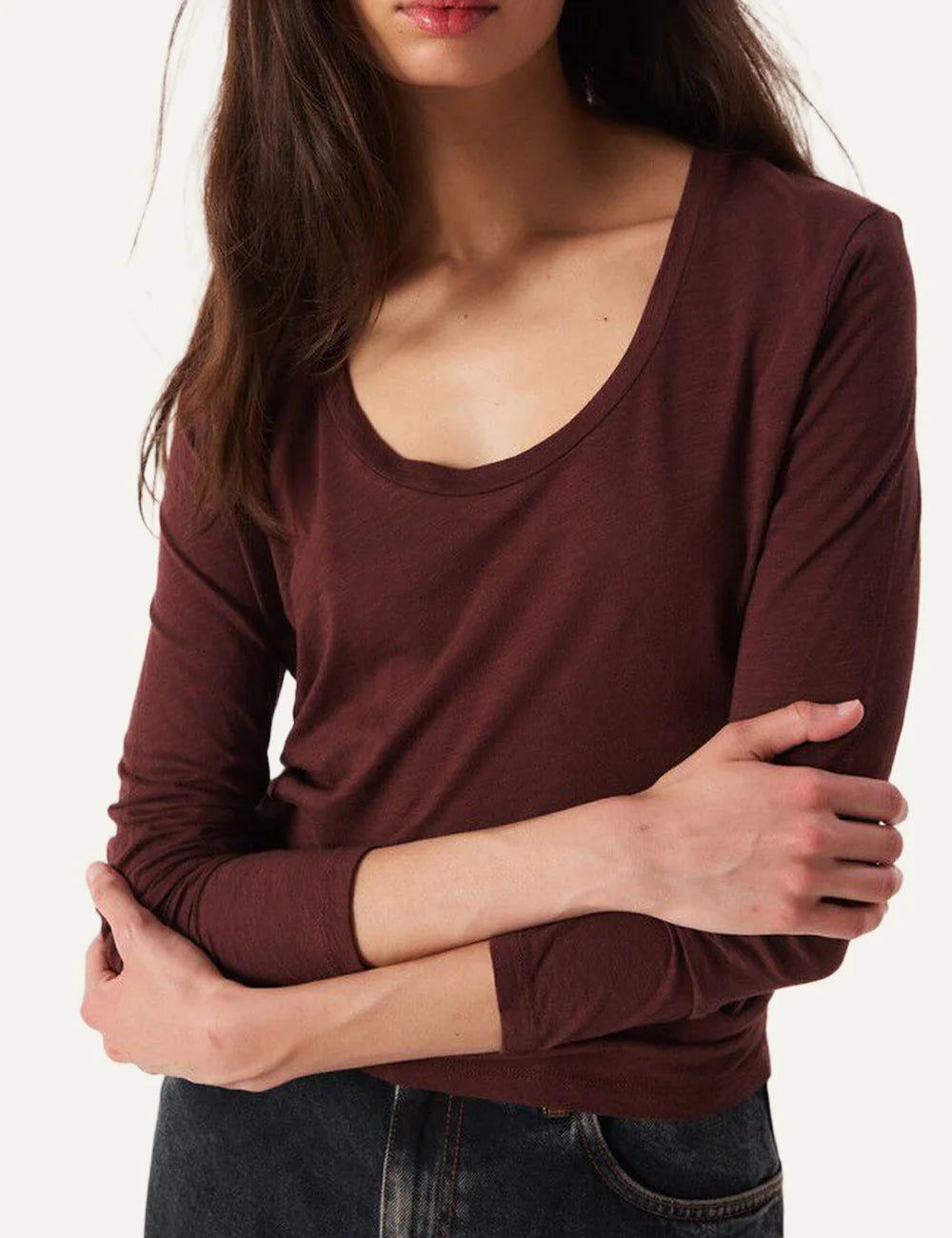 American Vintage women's vintage burgundy cotton blend long sleeve U-neck T-shirt detail