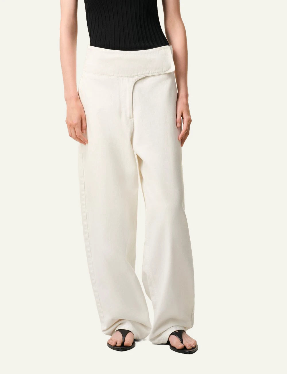 Ami Paris balloon fit jeans ecru waist belt detail