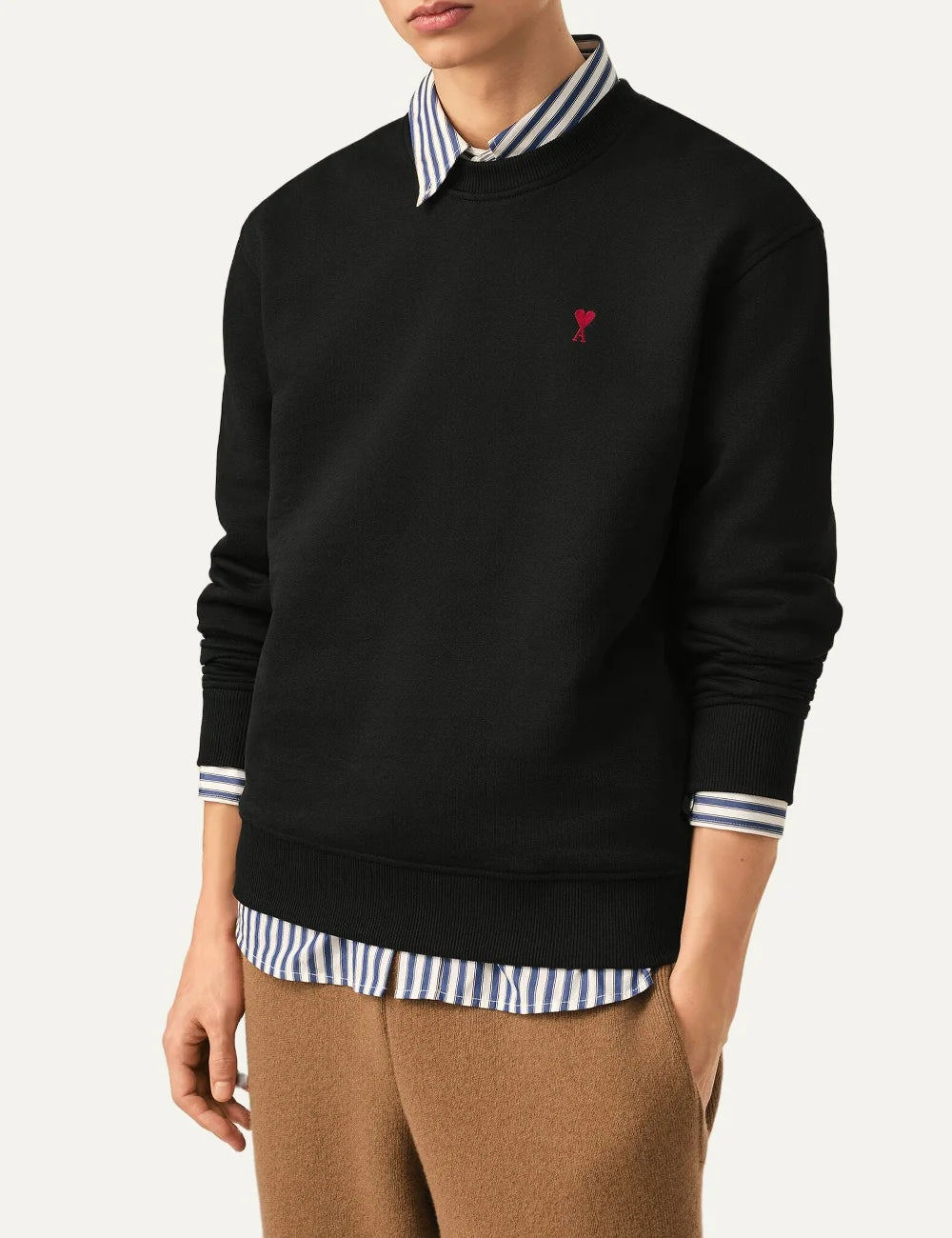 AMI Paris men black crewneck sweatshirt with red Ami de Coeur chest embroidery model