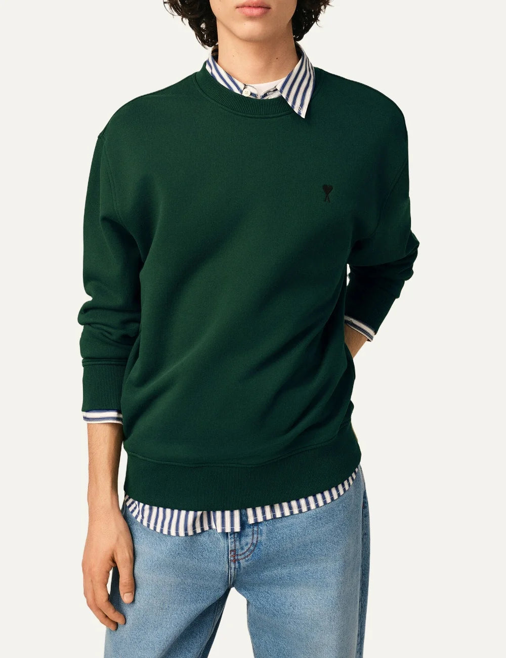 AMI Paris men green crewneck sweatshirt with contrasting Ami de Coeur chest embroidery model