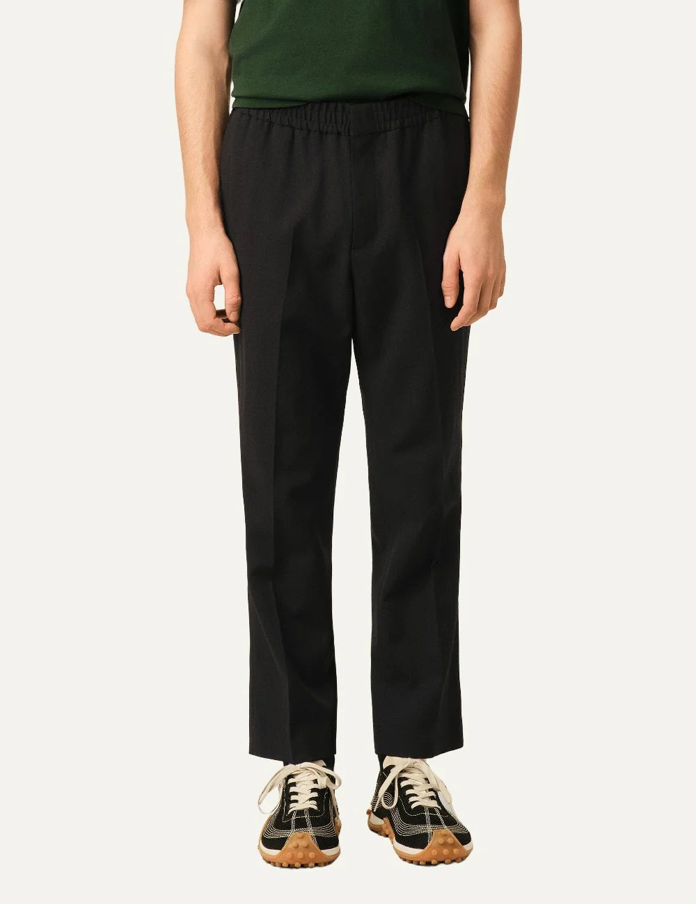 AMI Paris men black straight-leg trousers with elasticated waistband and side pockets model