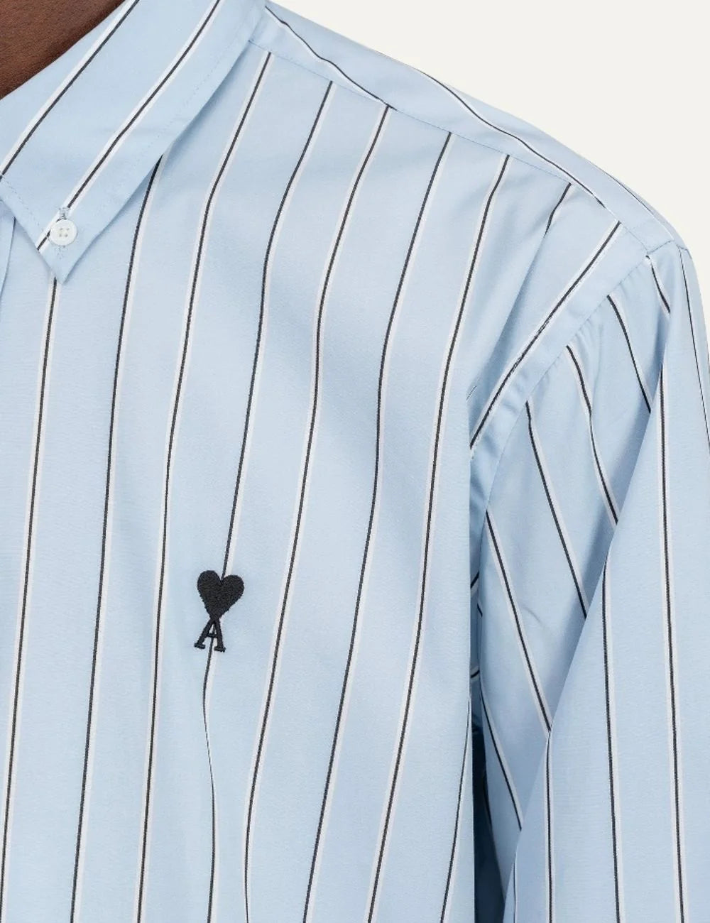 AMI Paris men Bleu Cachemire and ivory striped cotton Oxford shirt with Ami de Coeur embroidery detail