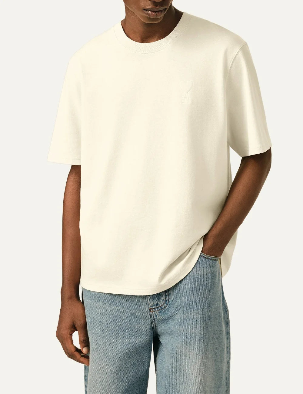 AMI Paris men ecru organic cotton T-shirt with tonal Ami de Coeur logo model