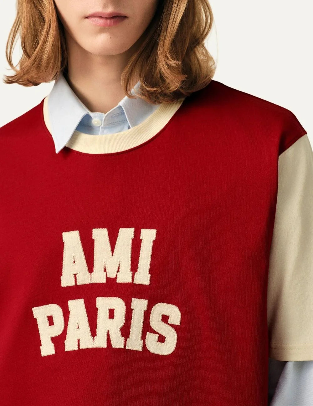 AMI Paris men red and ecru T-shirt with AMI Paris felt logo embroidery detail