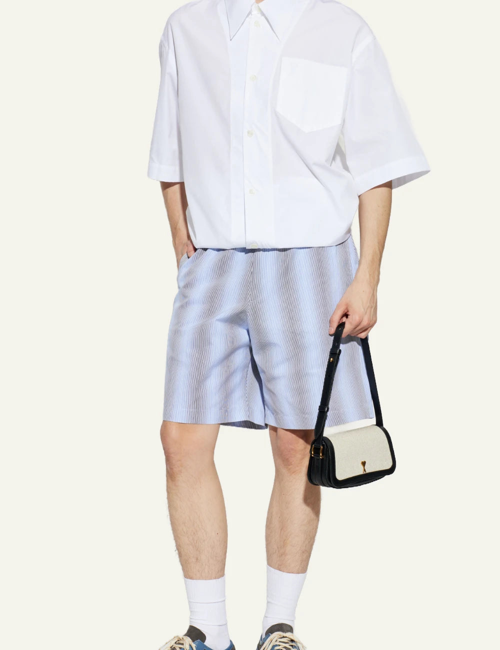 Ami Paris shirt white cotton oversized short sleeve chest pocket front model