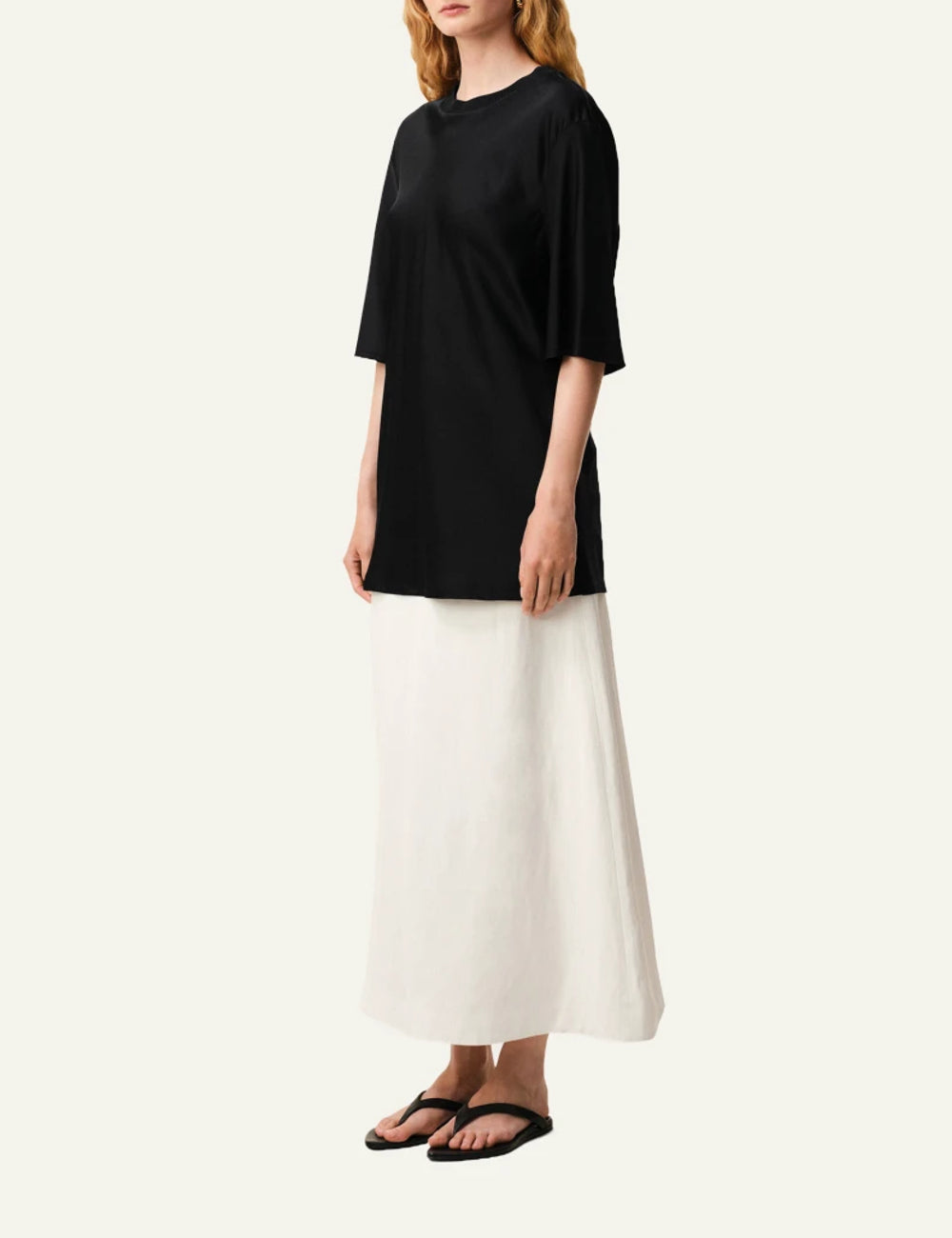 Ami Paris t-shirt black satin oversized short sleeve rib neckline side